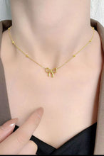 Load image into Gallery viewer, Gold Bow Knot Pendant Choker Necklace
