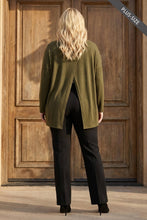 Load image into Gallery viewer, PLUS SIZE Open Back Charm Top
