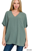 Load image into Gallery viewer, Zenana Air Woven Top
