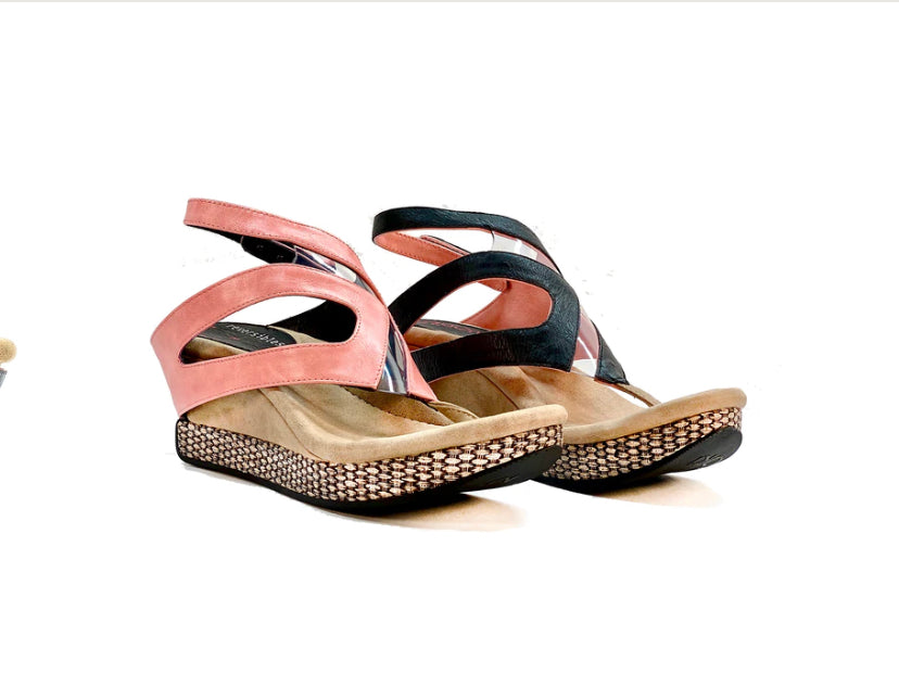 Zoey Reversible Wedge