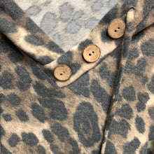 Load image into Gallery viewer, Leopard Print Hoodie

